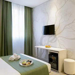 2* Bed & Breakfast Navigliotel 19 - &