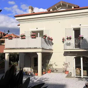 Jung Guest house Bordighera