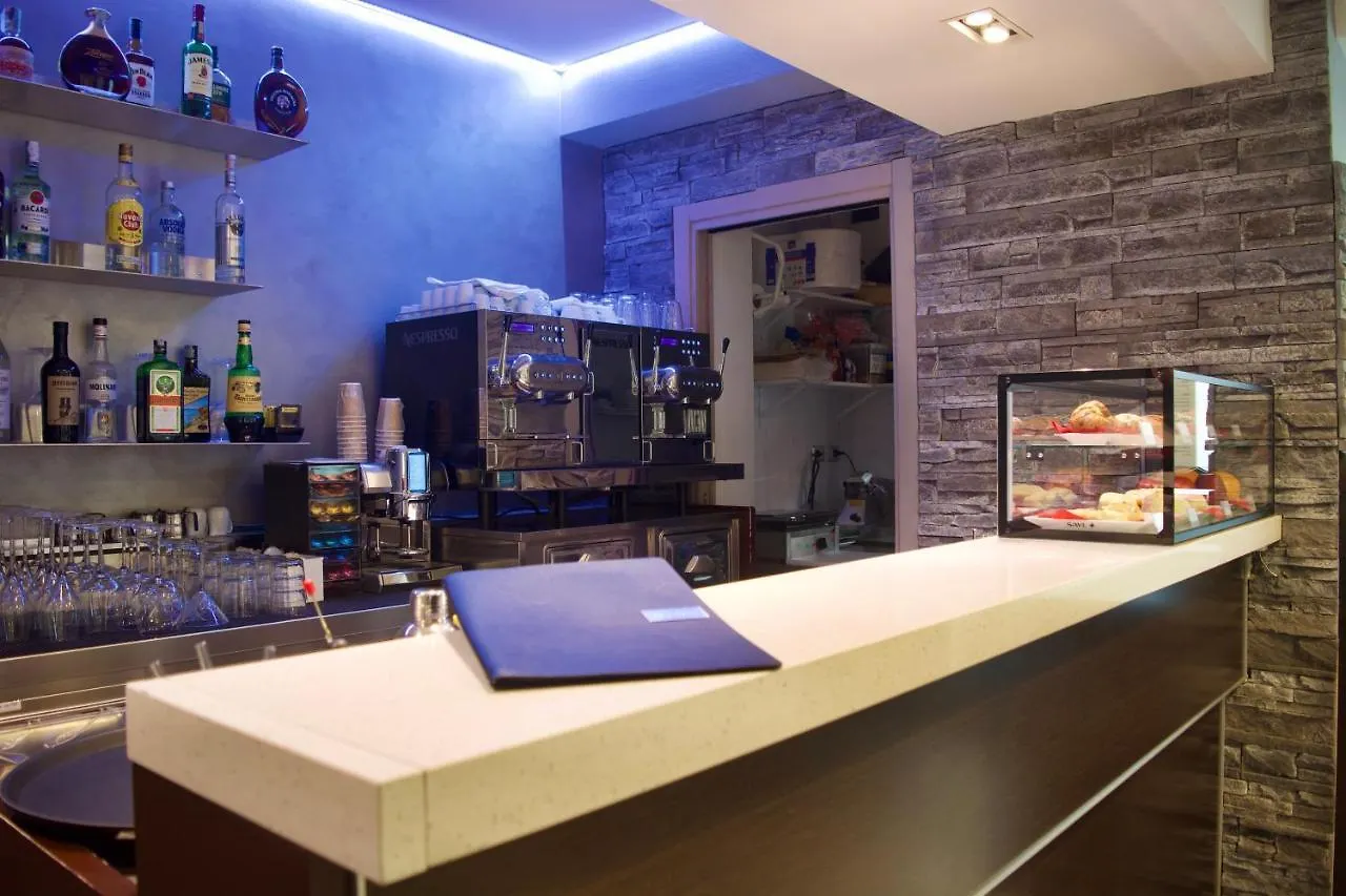 Autosole 2 Hotel Milan